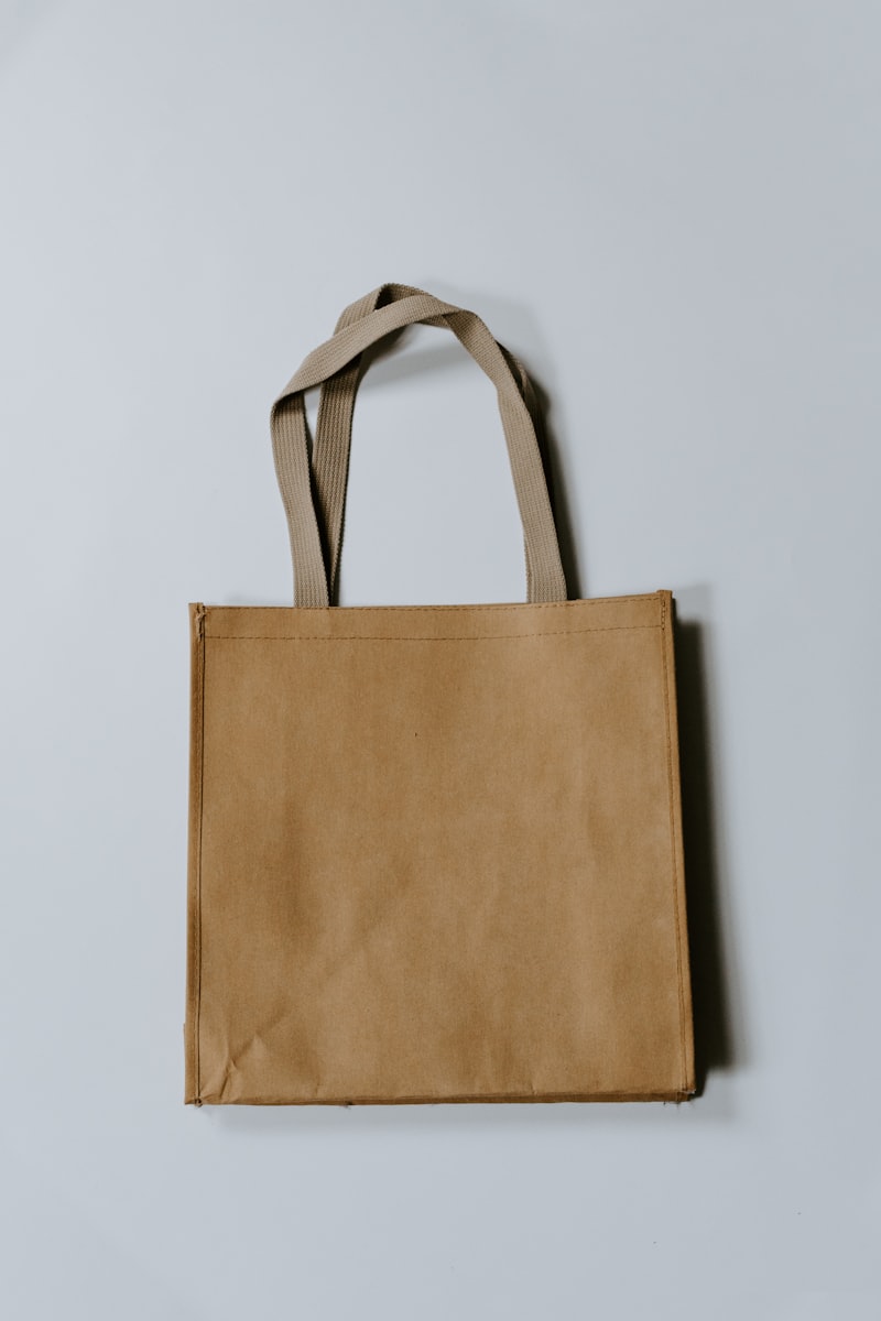 Gadget personalizzati per eventi: borracce, penne e shopper con logo